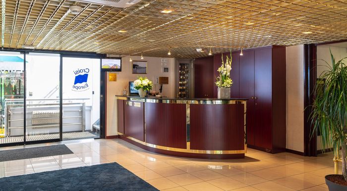 Reception Desk